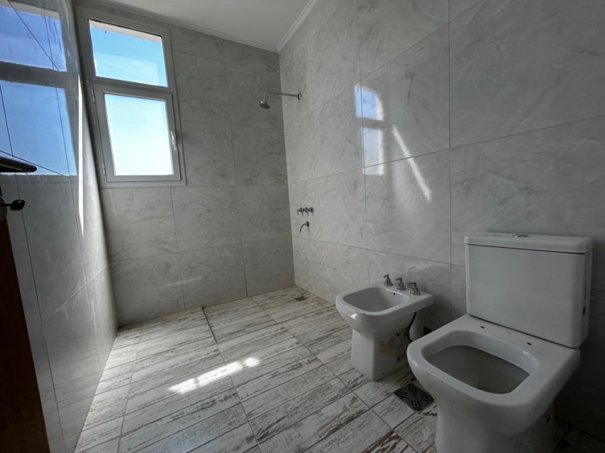 Los Álamos / Barrio Real Junín Quinta o casa de campo 4 con Dep.  ambientes  En Venta -4