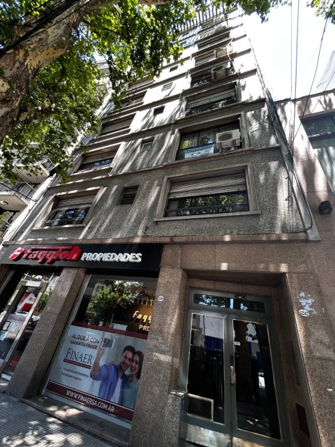 Diaz Vélez 5200 Caballito Departamento 3 con Dep.  ambientes  En Venta -1