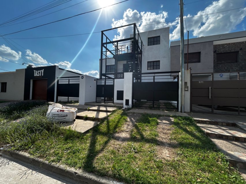 Avellaneda 900 Junín Departamento 0  ambientes  En Venta -0