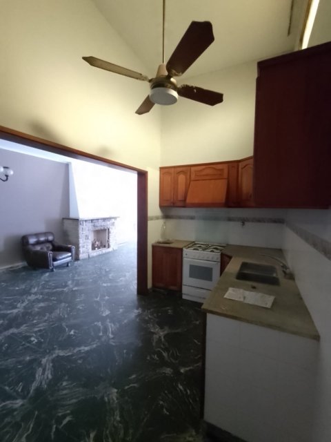 Av Rivadavia 170 Arrecifes Casa 4 con Dep.  ambientes  En Venta -4