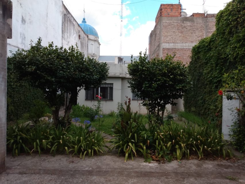 Av Rivadavia 170 Arrecifes Casa 4 con Dep.  ambientes  En Venta -9