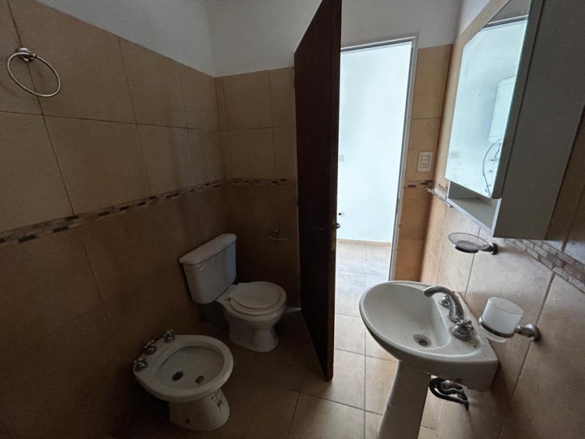 Orellanos y Urquiza Departamento 2  ambientes  En Venta -3