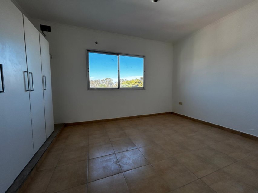 Orellanos y Urquiza Departamento 2  ambientes  En Venta -2