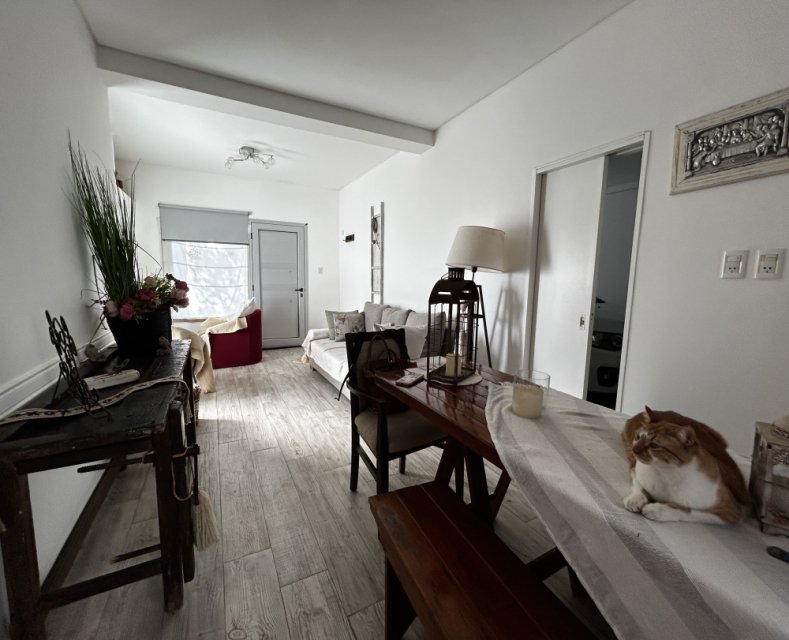 Vicente López y Planes 350 Junín Casa 4 con Dep.  ambientes  En Venta -12