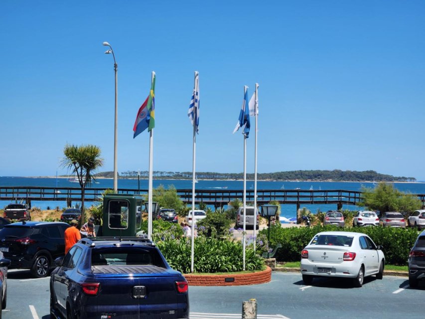 Edificio Vanguardia - P. del Este 18 Departamento 3 con Dep.  ambientes  En Venta -14