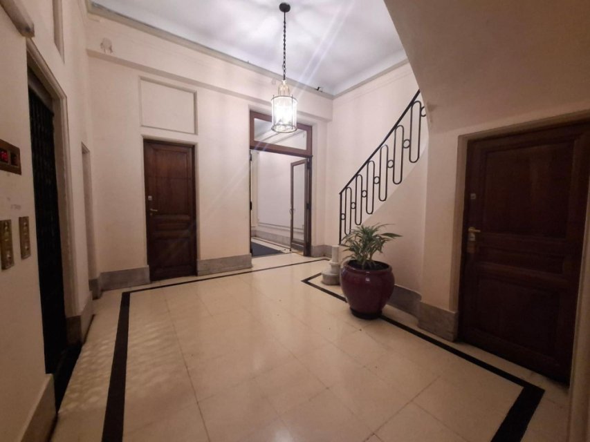 CORDOBA 1300 Tribunales Capital Oficina 4 con Dep.  ambientes  En Venta -11