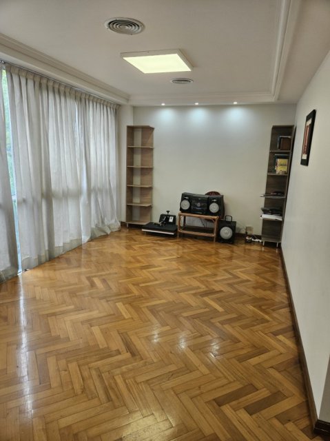 Avellaneda 1041 - Castelar Norte Castelar Departamento 5  ambientes  En Venta -8