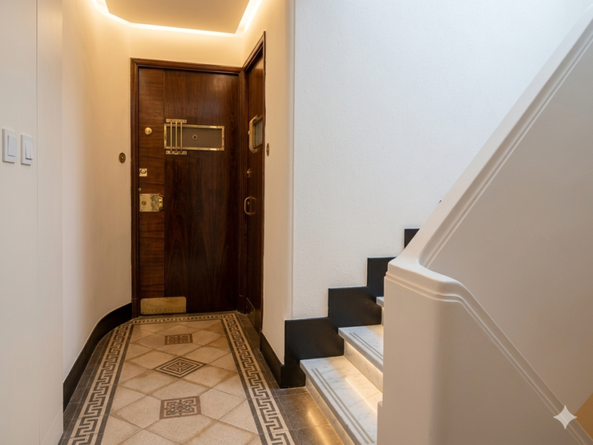 Montevideo 100 Monserrat Departamento 2  ambientes  En Venta -1