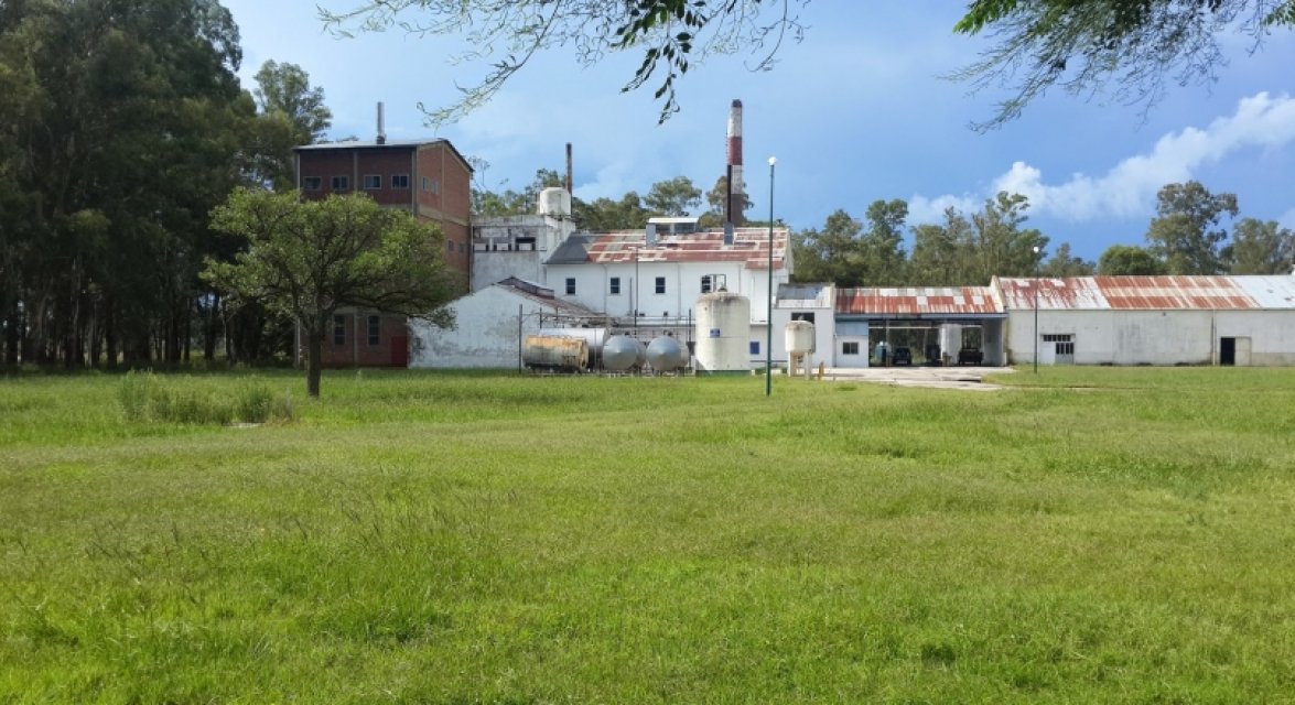 GERMANIA Gral. Pinto Industria 0  ambientes  En Venta -1