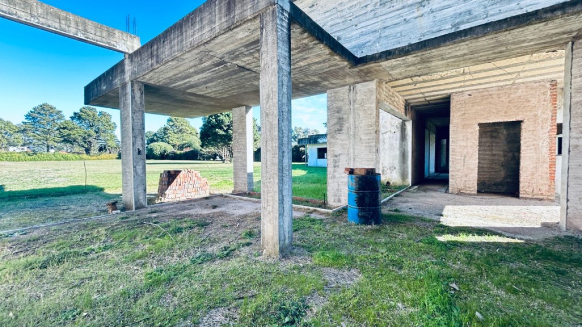 Los Tehuelches al 1500 Junín Quinta o casa de campo 4 con Dep.  ambientes  En Venta -19