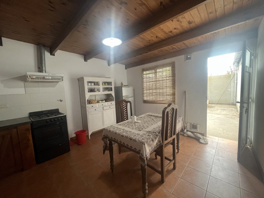 Ascencion Gral. Arenales Casa 3 con Dep.  ambientes  En Venta -11
