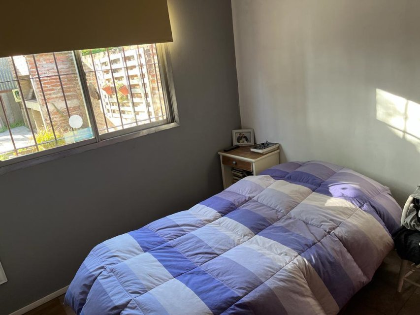 Roque Vazquez 900 Junín Casa 4 con Dep.  ambientes  En Venta -6