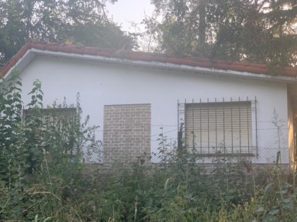 Casa en el Balneario -Parque Natural Laguna de Gómez C/ Escritura a refaccionar.