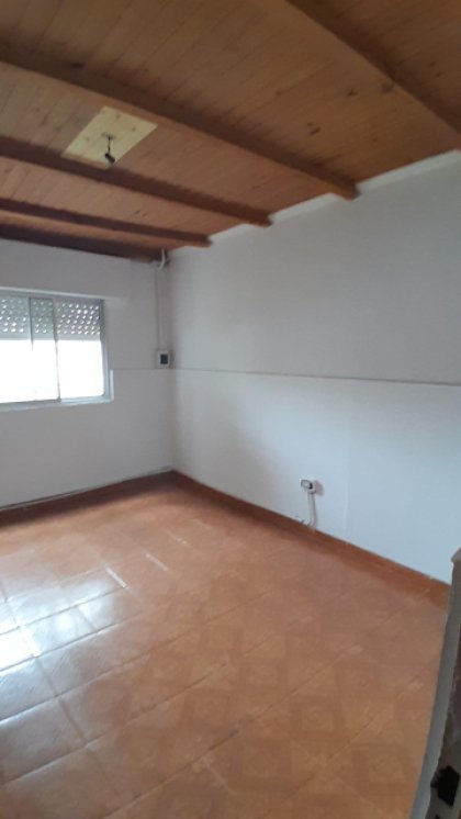 Casa Económica, Lista para escriturar 3 ambientes En Junín / Bs As