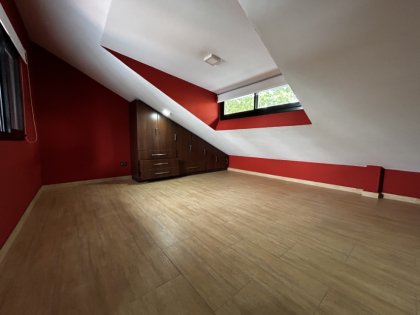 Excepcional Casa de Estilo en Pleno Centro de Junín c/ Consultorio / Oficina.