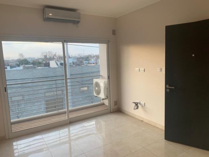 Impecable departamento: diseño, confort y ubicación inmejorable.
