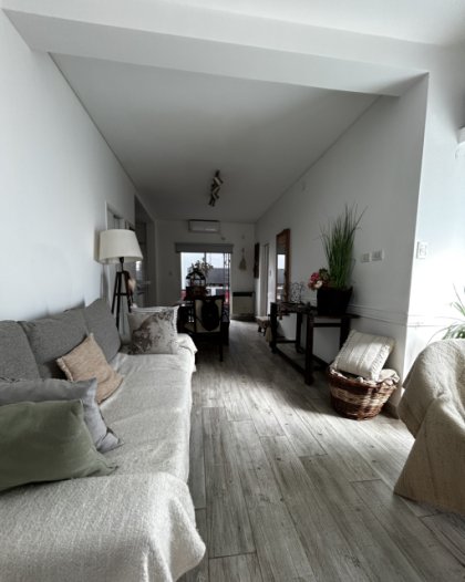 Dúplex Minimalista a Estrenar con Ubicación Premium y Terraza Espectacular