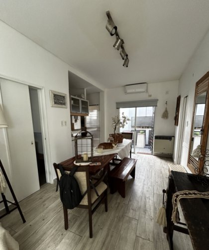 Dúplex Minimalista a Estrenar con Ubicación Premium y Terraza Espectacular