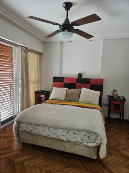 Piso de 5 Ambientes C/Cochera en el Centro de Castelar Norte