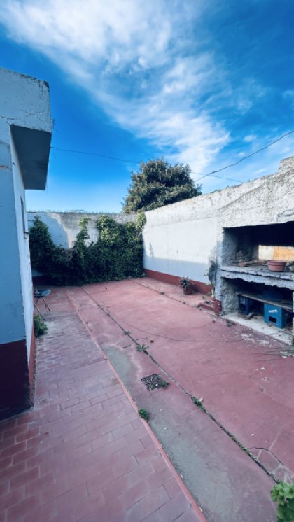 Casa  de época en venta tipo Chalet de 2 dormitorios.