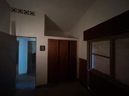 Vendemos Terrenos en PNLG (con escritura) C/ Inmueble para refaccionar o demoler.