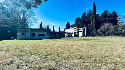 Oportunidad increíble, Casa quinta imponente y moderna a terminar.