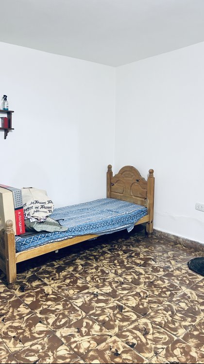 Casa económica y sencilla en venta 4 ambientes.