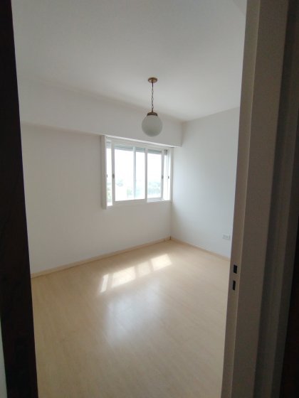 Departamento céntrico tres ambientes