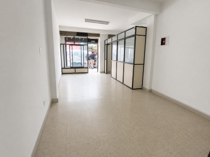 Local Comercial en Alquiler en Balvanera EN UNA DE LAS CUADRAS DE MAYOR MOVIMIENTO DE BALVANERA